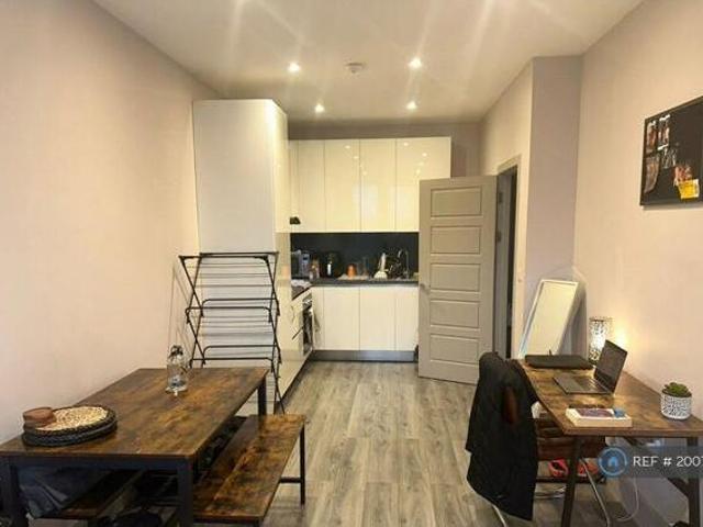 House for rent in Lyons, Greater London