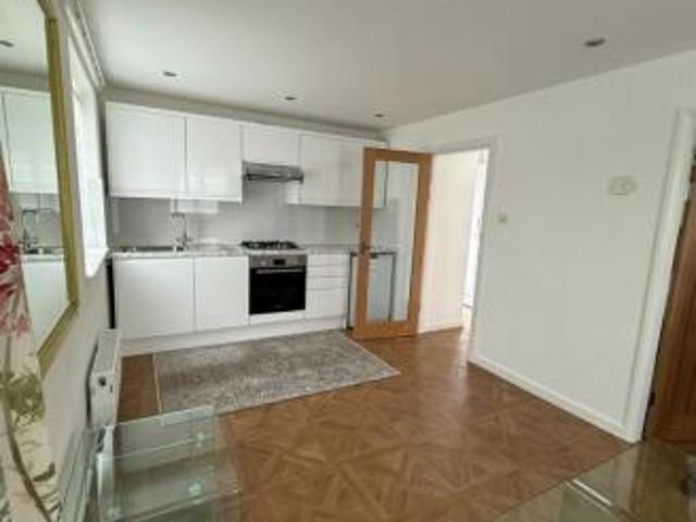 Flat for rent in Foleshill, West Midlands