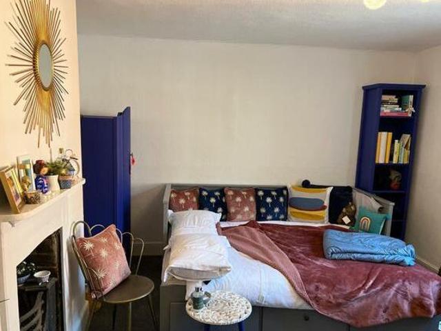 House for rent in Lyons, Greater London