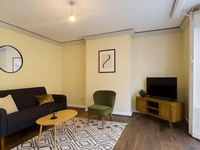 House for rent in Brierley Hill, West Midlands