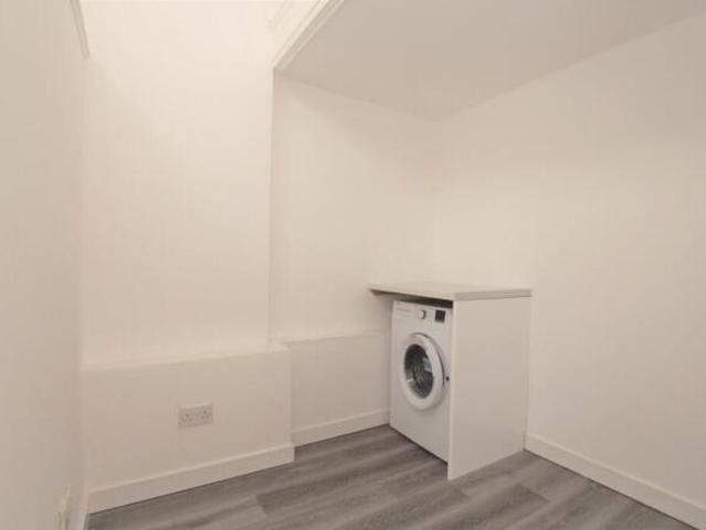 Flat for rent in Anniesland, Scotland