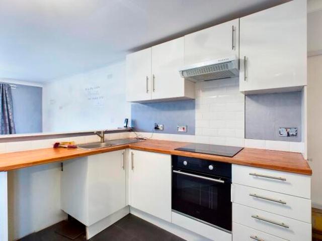 Flat for rent in Drayton, City Of Portsmouth
