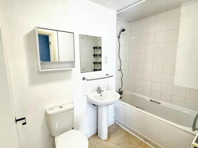 Flat for rent in Feckenham, City Of Bristol