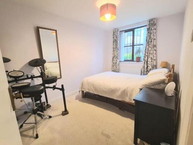 Flat for rent in Cat Hill