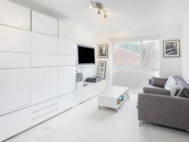 Flat for rent in Hammersmith, Greater London