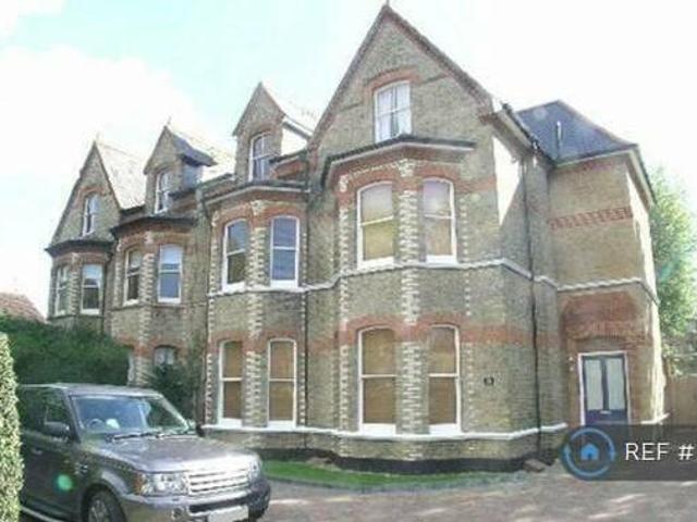 House for rent in Surrey