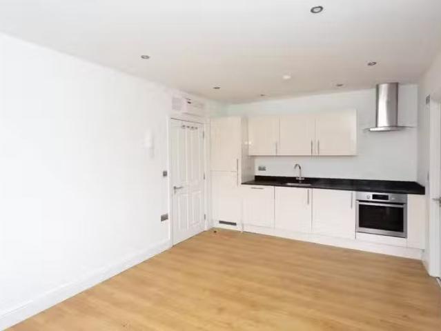 House for rent in Pouchen End, Hertfordshire