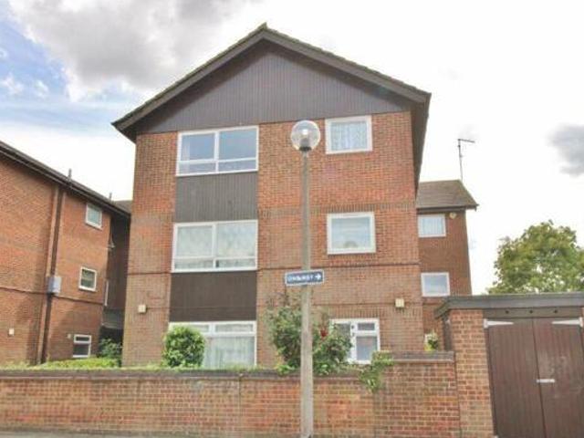 House for rent in Lyons, Greater London