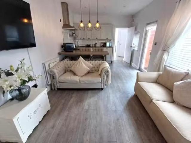 House for rent in Kingsdown Park, The Bridge