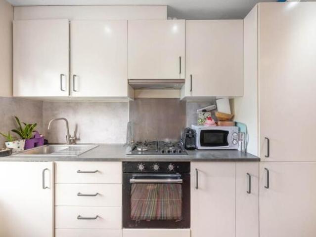 Flat for rent in London Borough of Lambeth, Greater London