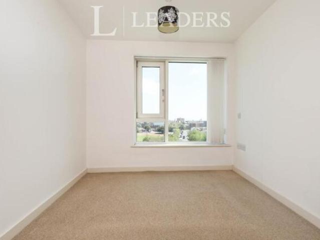 Flat for rent in Portsea, City Of Portsmouth