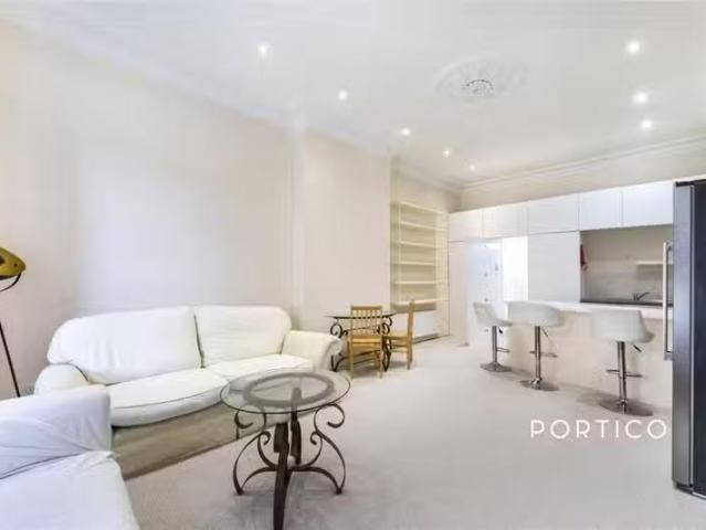 House for rent in Ilford, Greater London