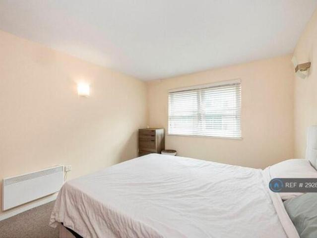 Flat for rent in Cat Hill