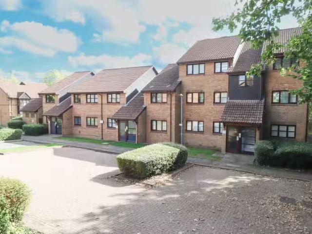 House for rent in Five Acres, Hertfordshire
