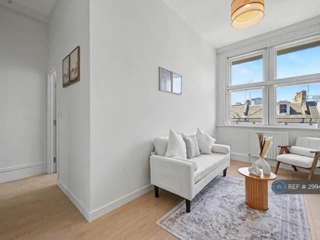Flat for rent in Cat Hill