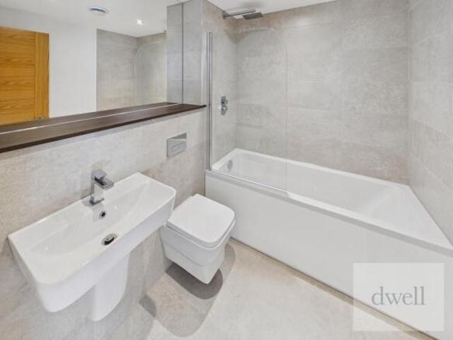 Flat for rent in Richmond Hill, West Yorkshire