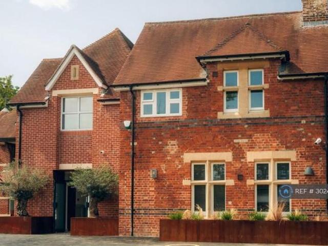 Flat for rent in The Slade, Oxfordshire