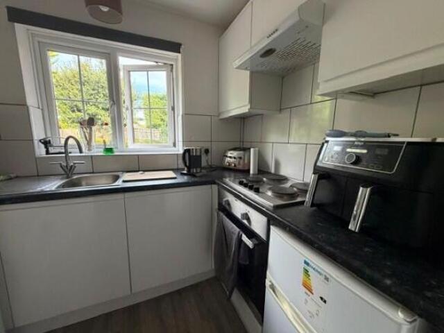 Flat for rent in Cat Hill