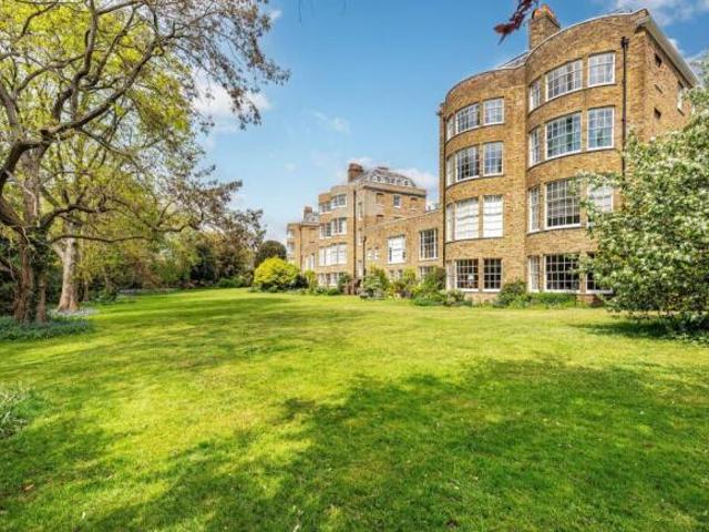 Flat for rent in London Borough of Lewisham, Blackheath