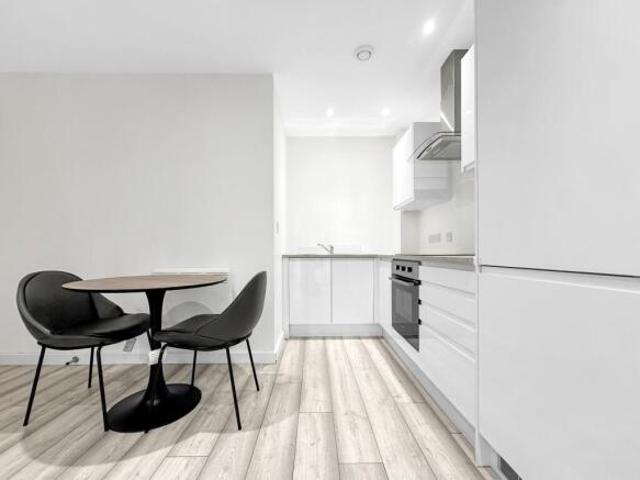 Flat for rent in Kirkstall, West Yorkshire