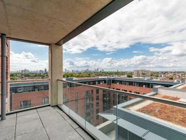Flat for rent in Cat Hill