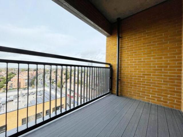 Flat for rent in South Lane, West Yorkshire