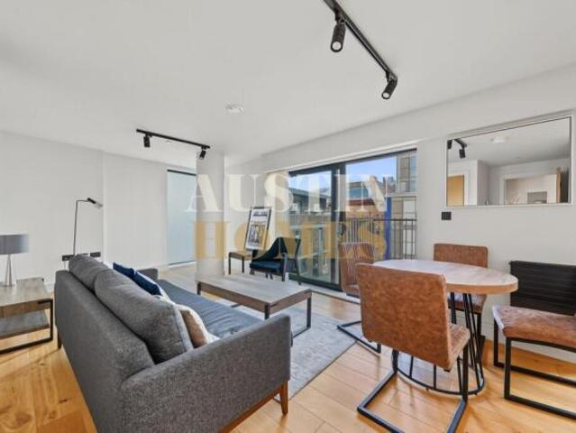 Flat for rent in Cat Hill, England
