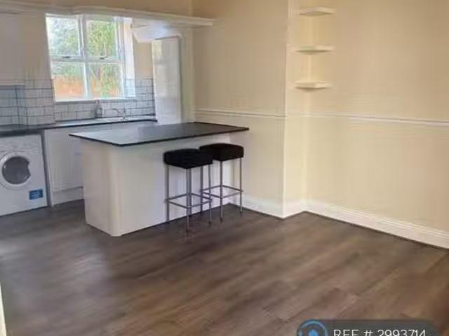 House for rent in Byfleet, Woking