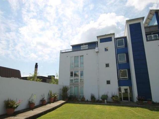 House for rent in Swindon, England