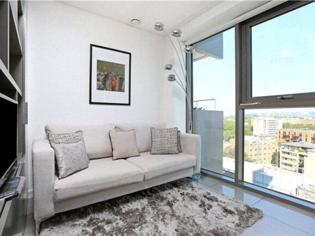 Flat for rent in Camden Town, Greater London