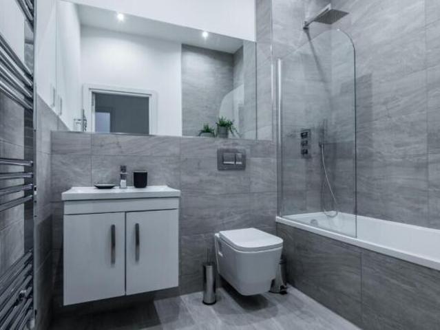 Flat for rent in Brentford End, Greater London