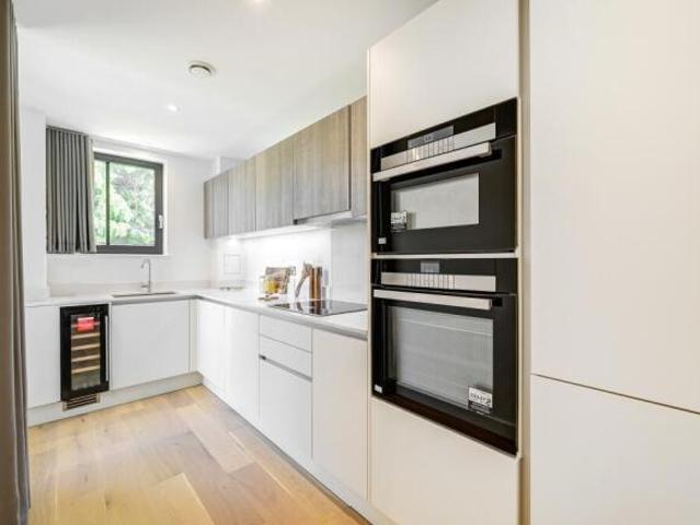 Flat for rent in Twickenham, Greater London