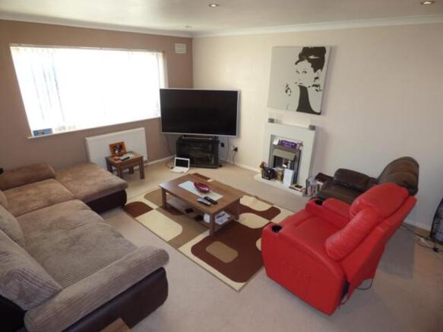 Flat for rent in Leagrave, Luton