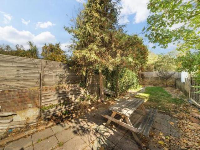 Flat for rent in Chiswick, Greater London