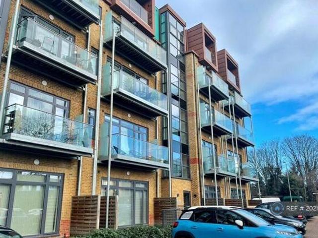 House for rent in Uxbridge, Greater London