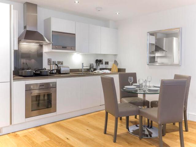 Flat for rent in Ealing, Greater London