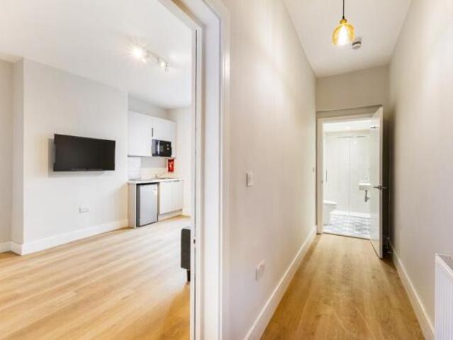 Flat for rent in Uxbridge, Greater London