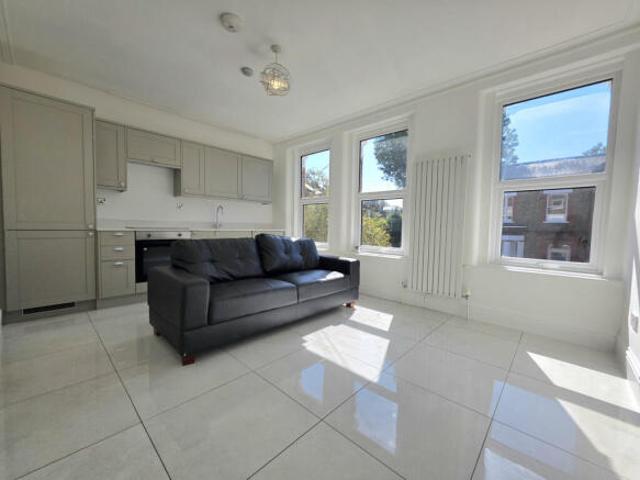 Property for rent in Cat Hill