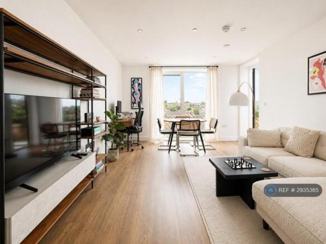 Flat for rent in Cat Hill
