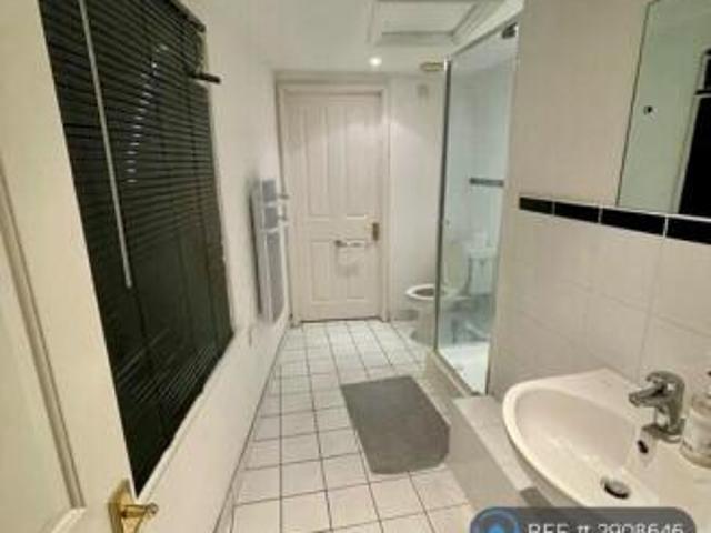 Flat for rent in Dulcote, Bath And North East Somerset