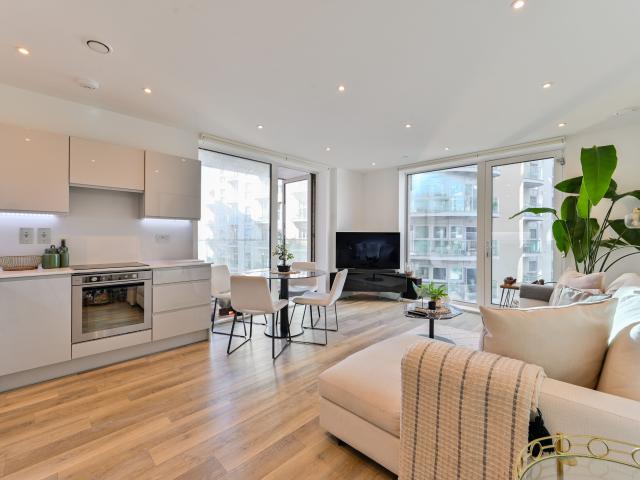 Apartment for rent in Battersea, Greater London