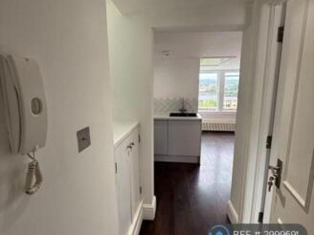 Flat for rent in Dulcote, Bath And North East Somerset