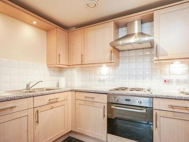 House for rent in Surrey