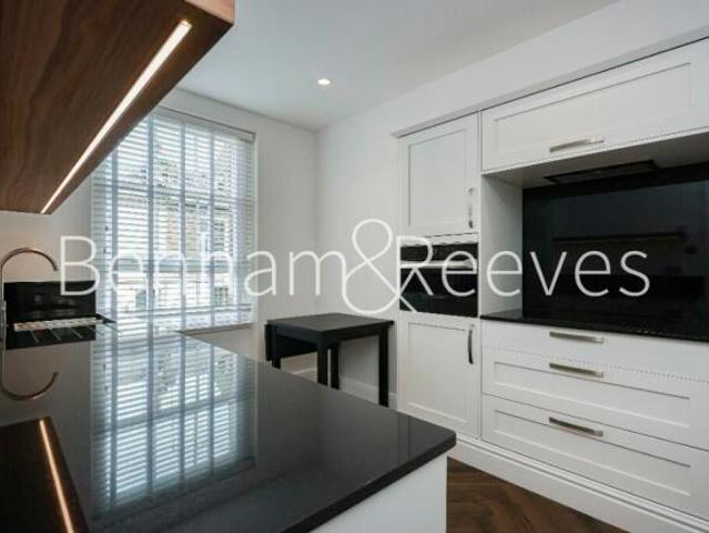 Flat for rent in Cat Hill