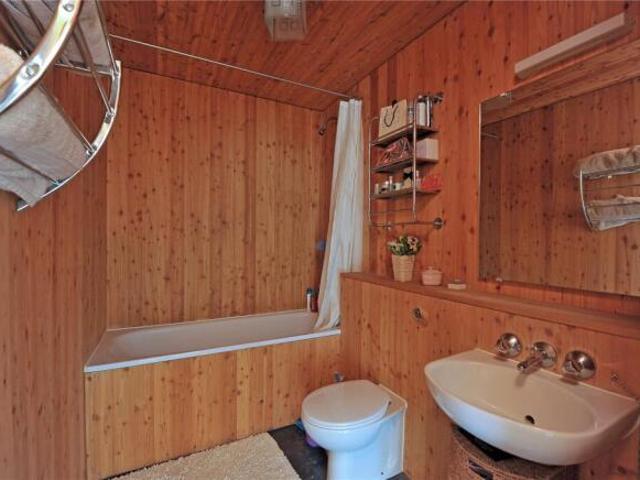 Flat for rent in Cat Hill