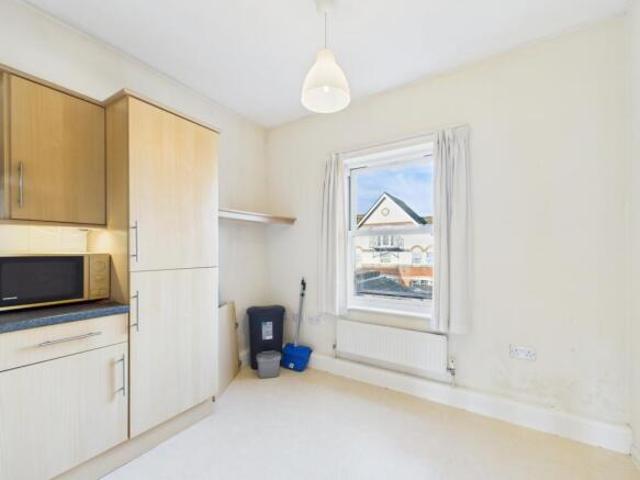 Flat for rent in Reading