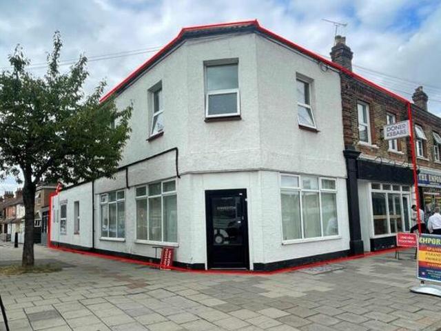 House for rent in Lyons, Greater London