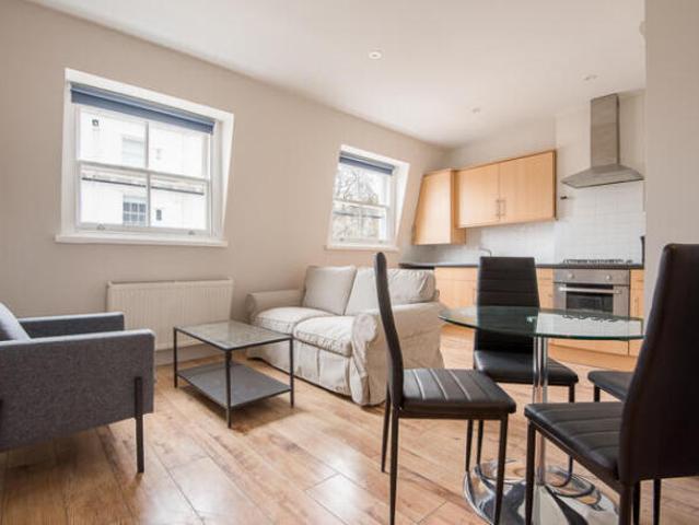 Flat for rent in Cat Hill
