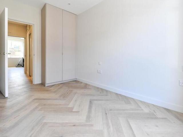 Flat for rent in Cat Hill