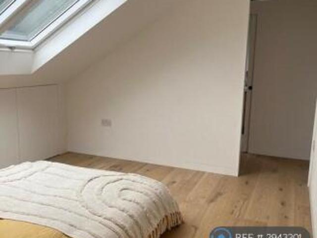 Flat for rent in Cat Hill